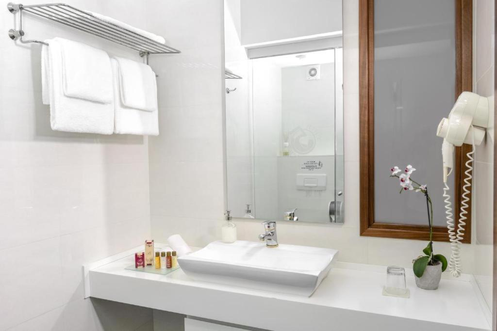 City5 Rooms & Suites By Lsa Skopje Zewnętrze zdjęcie