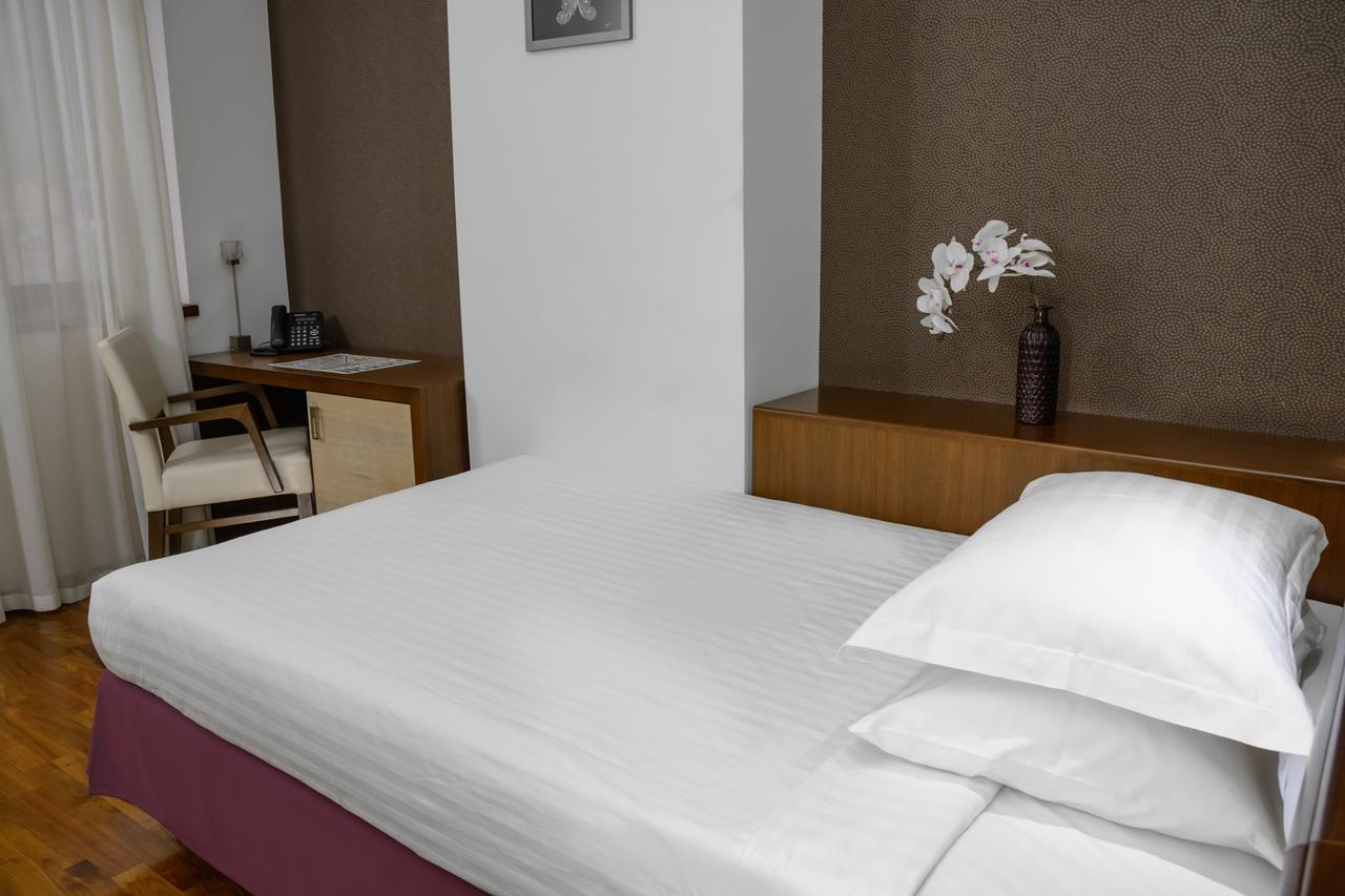City5 Rooms & Suites By Lsa Skopje Zewnętrze zdjęcie